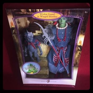 Rare/Vaulted 2006 Guard & Winged Monkey Barbie